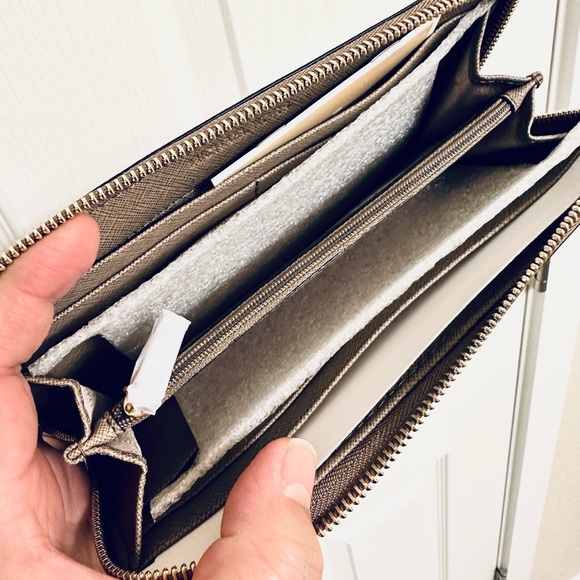 NWT MICHAEL Michael Kors Continental wallet - Picture 3 of 3